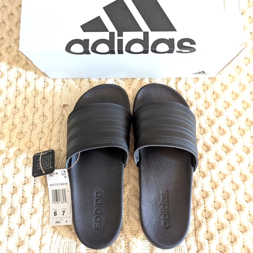 *ADIDAS* Adilette Monotone Comfort Slides, Black, Sz. 7 (Women's), NWT!
